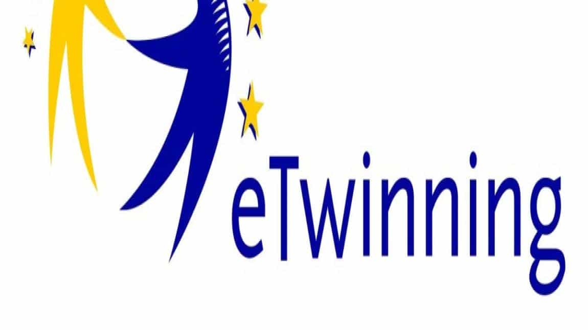 Bio-History e-twinning projemizin logosunu belirleme